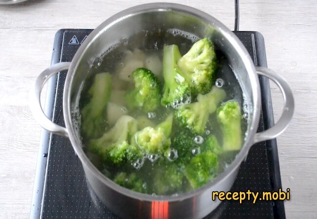 приготовление крем-супа из брокколи со сливками - фото шаг 5