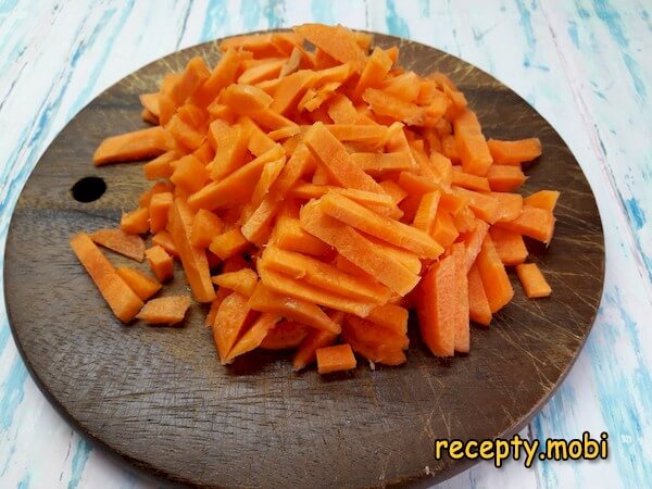 нарезанная морковь - фото шаг 4