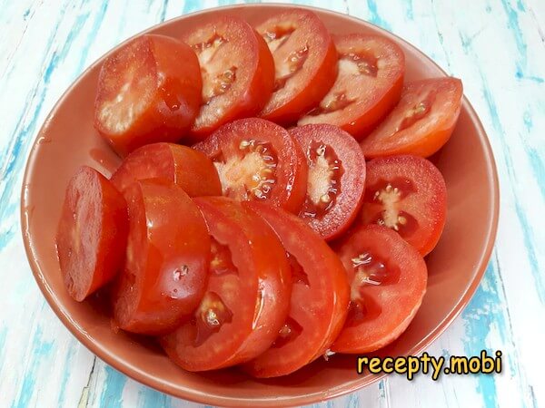 нарезанный томат - фото шаг 8