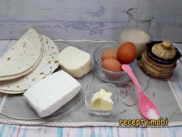 ингредиенты для пирога из лаваша с сыром и творогом - фото шаг 1