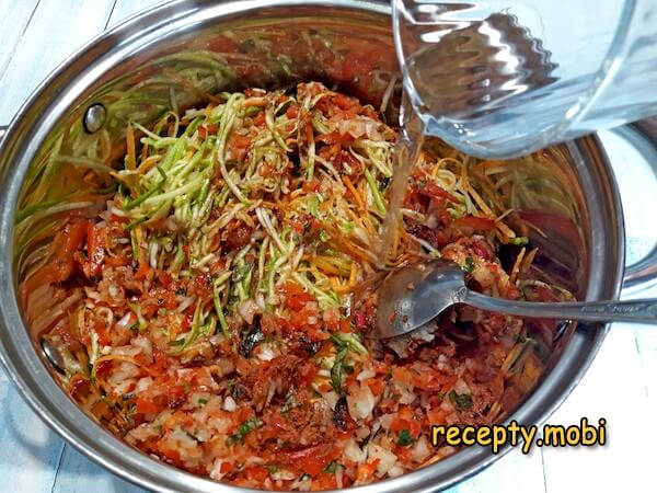 приготовление кабачков по-корейски на зиму - фото шаг 12