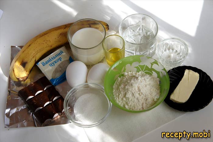 ингредиенты для блинчиков с бананом и шоколадом - фото шаг 1