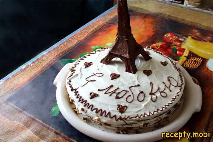 Шоколадно-медовый торт «Спартак» со сметанным кремом