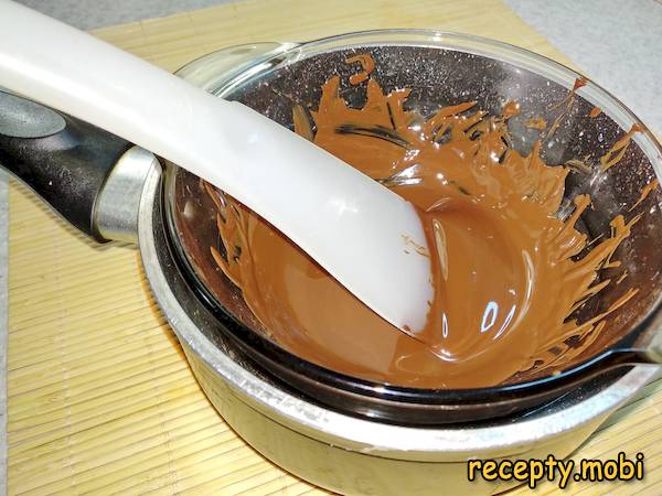 растопленный шоколад - фото шаг 2
