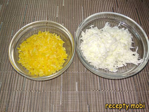 grated protein and yolk - photo step 5