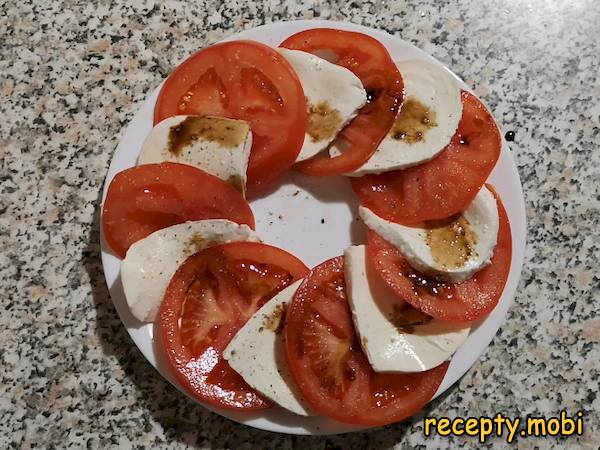 cooking caprese salad - photo step 6