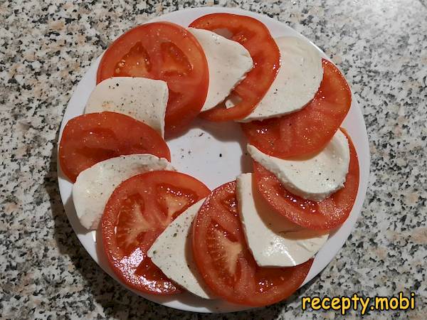 cooking caprese salad - photo step 5