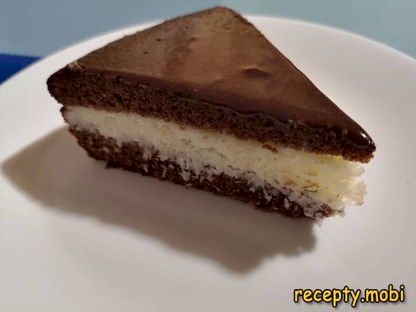 Bounty Cake with Coconut