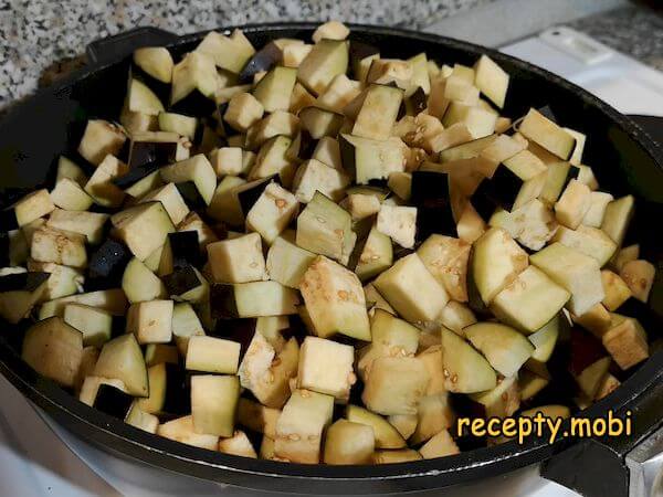 приготовление овощного рагу с баклажанами и кабачками - фото шаг 12
