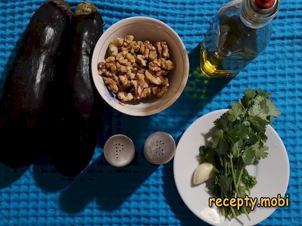ингредиенты для приготовления рулетиков из баклажанов с грецкими орехами - фото шаг 1