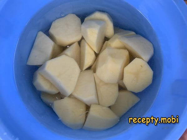 нарезанный картофель - фото шаг 2
