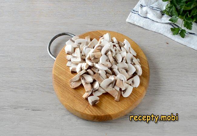 sliced ​​champignons - photo step 4