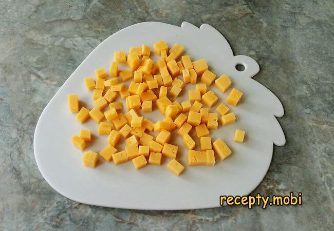 sliced ​​cheese - photo step 1.2