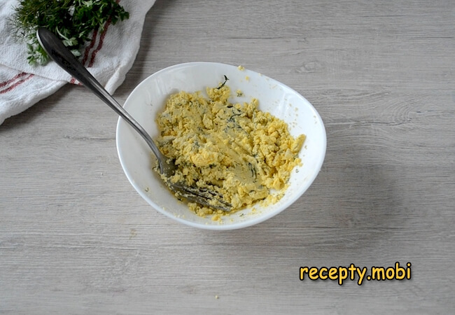 mashed yolks - photo step 10