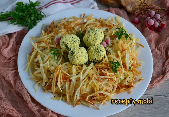 Salad "Capercaillie Nest" with chicken