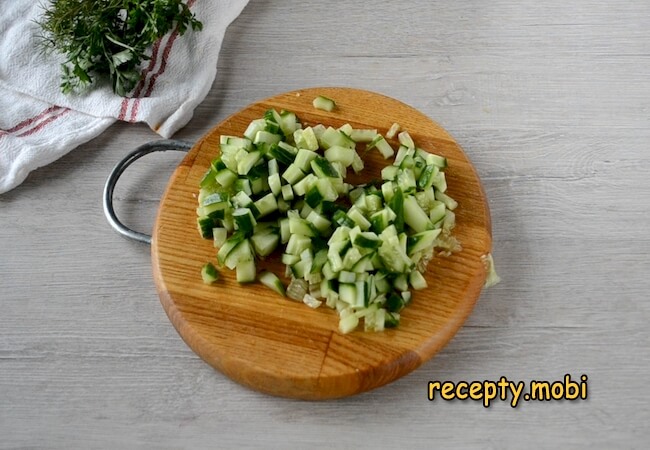 diced cucumber - photo step 6