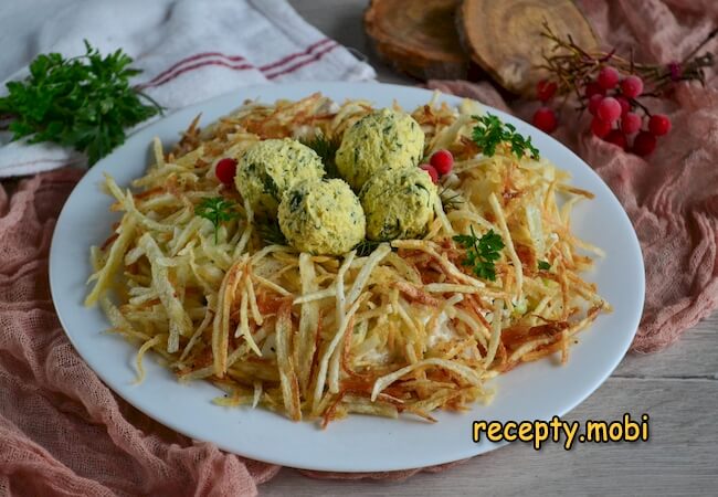 Salad «Capercaillie Nest» with chicken