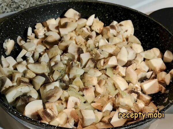 onion with champignons in a pan - photo step 5