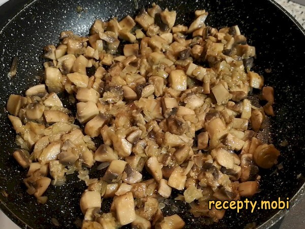 fried champignons with onions - photo step 6
