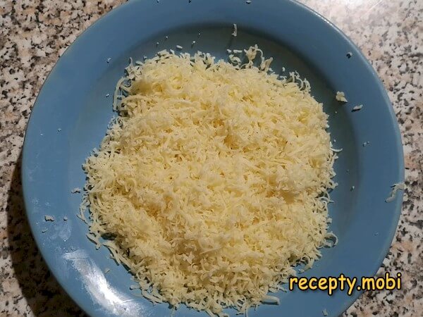 grated cheese - photo step 3