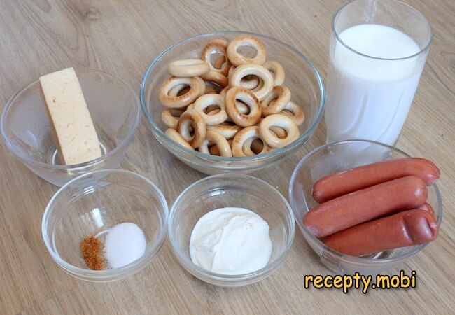 ингредиенты для приготовления сосисок в сушках в духовке - фото шаг 1