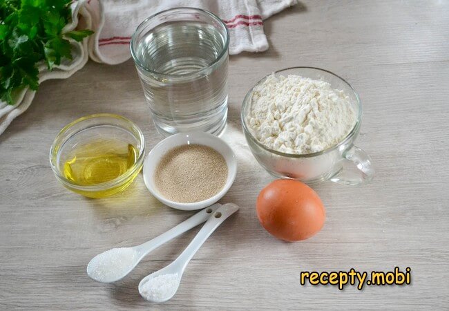 ингредиенты для приготовления теста для пицца на сухих дрожжах - фото шаг 1
