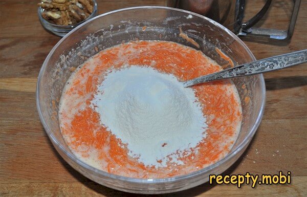 cooking pumpkin cake with walnuts - photo step 6