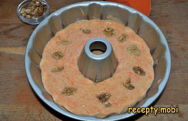приготовление тыквенного кекса с грецким орехом - фото шаг 8