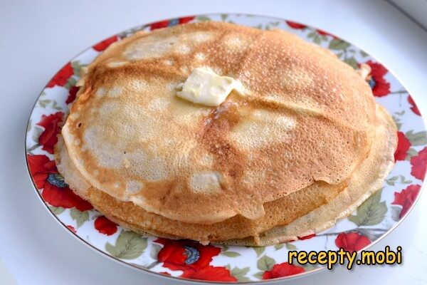 Pancakes with mineral water and milk