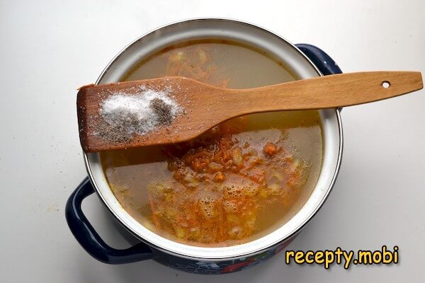 приготовление горохового супа с копчеными ребрышками - фото шаг 8