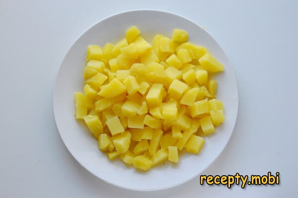 вареный картофель нарезанный кубиками - фото шаг 6