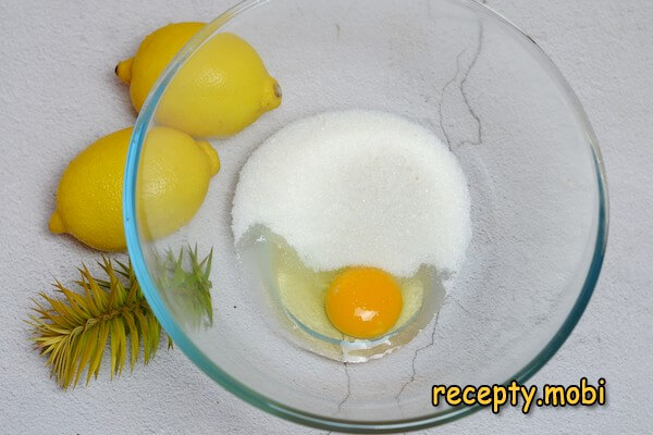 egg with sugar - photo step 3