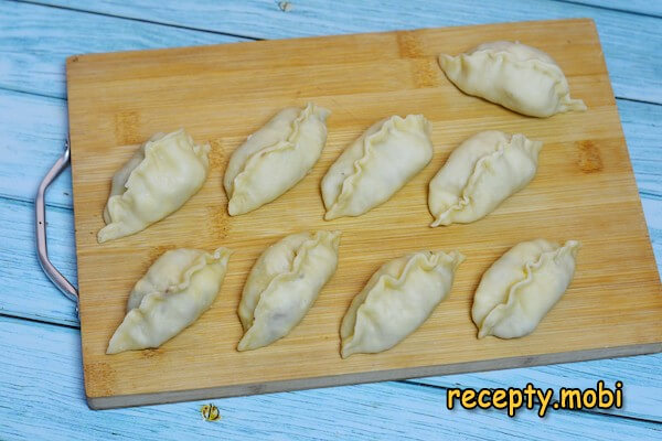 cooking pies with rice, chicken liver, eggs, green onions - photo step 14