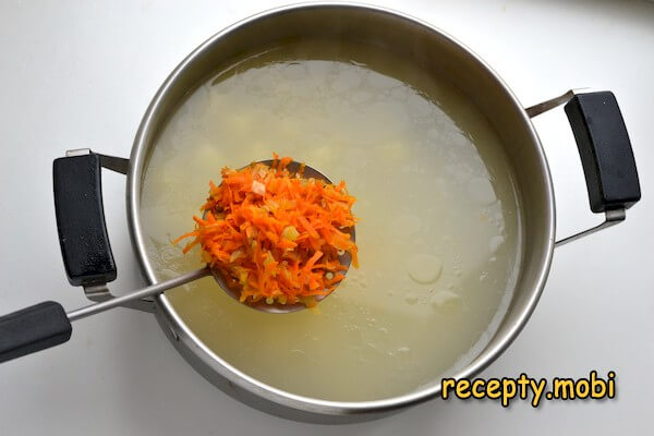 приготовление рисового супа с курицей и картошкой - фото шаг 9