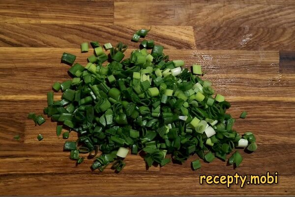 chopped green onion - photo step 3