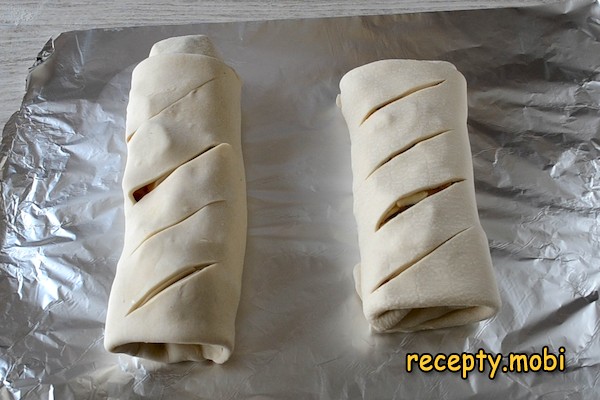 preparation of strudel with apples from puff pastry - photo step 9