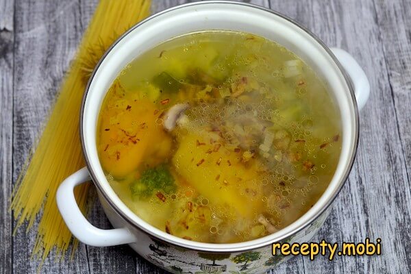 приготовление супа с брокколи и цветной капустой - фото шаг 10
