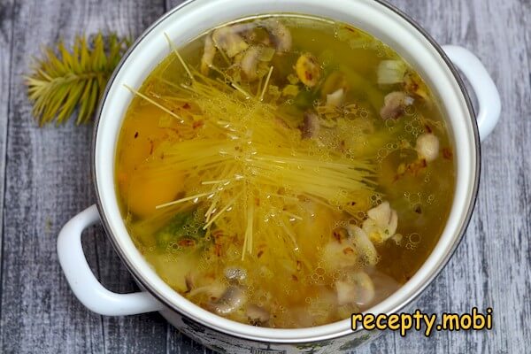 приготовление супа с брокколи и цветной капустой - фото шаг 12