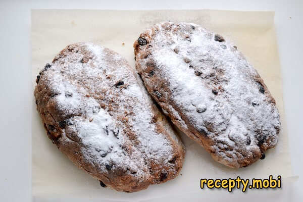 Cottage cheese Christmas stollen