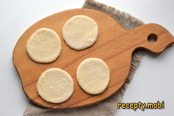 приготовление вареников с картошкой и жареным луком - фото шаг 9