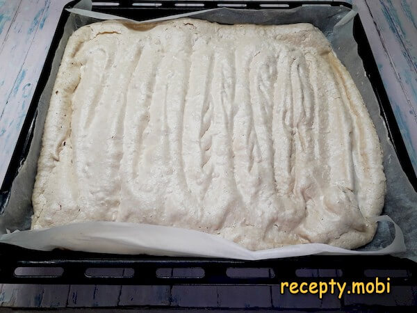 cooking meringue roll at home - photo step 6