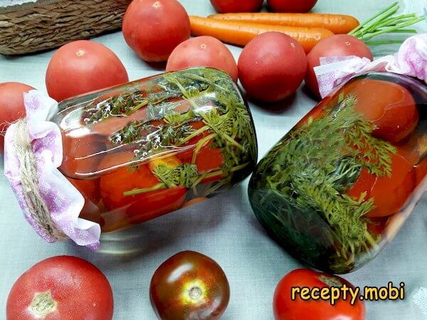 pomidory s morkovnoj botvoj na zimu