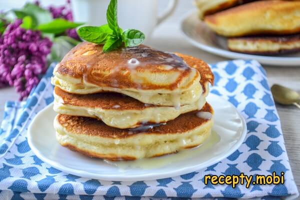Fluffy pancakes on curdled milk