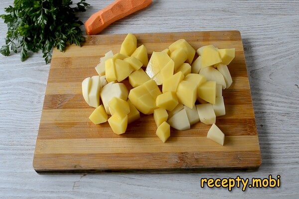 нарезанный картофель - фото шаг 3