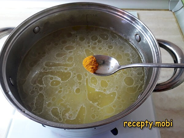 приготовления супа с консервированной кукурузой и курицей - фото шаг 10