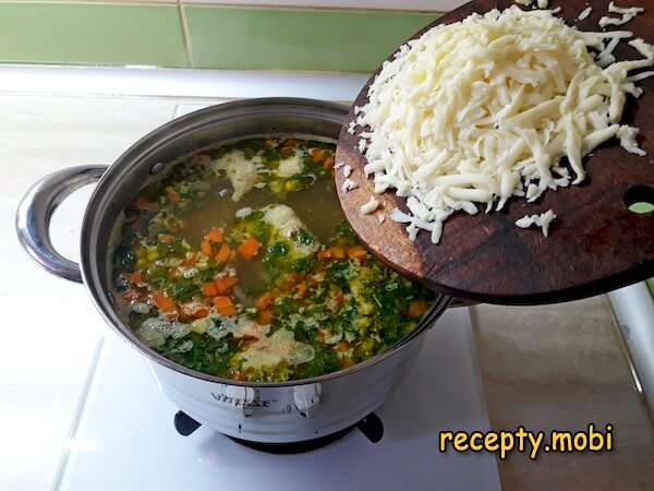 приготовления супа с консервированной кукурузой и курицей - фото шаг 16
