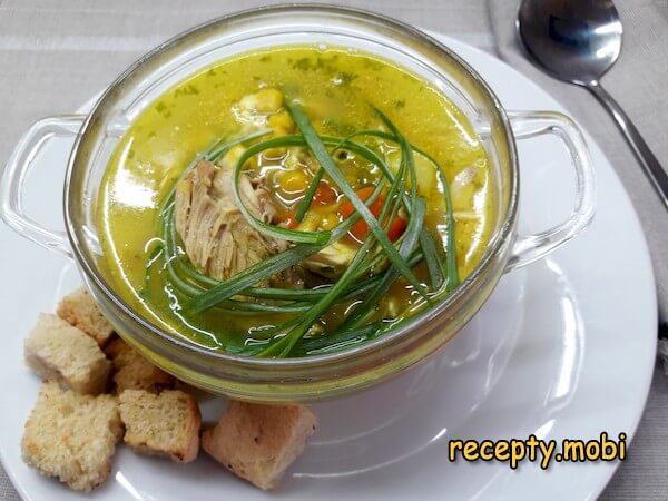 Суп с консервированной кукурузой и курицей