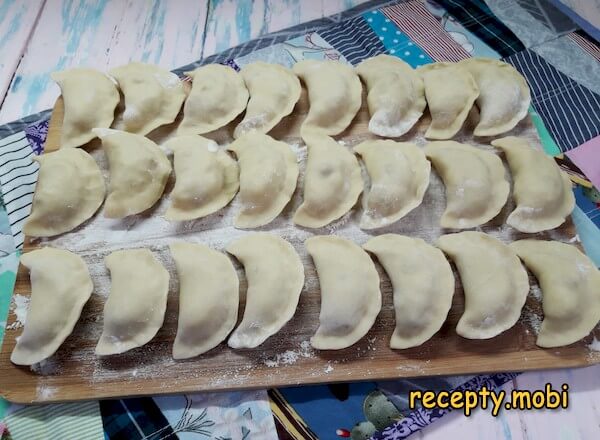 приготовление вареников с картошкой и салом - фото шаг 16
