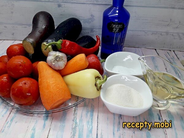 ингредиенты для приготовления баклажанов в аджике на зиму - фото шаг 1