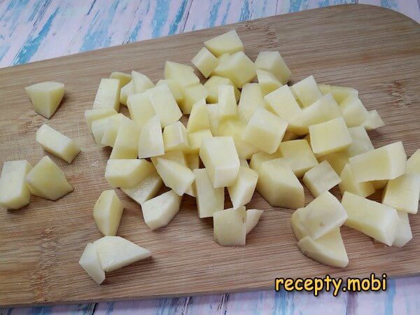 нарезанный картофель - фото шаг 3